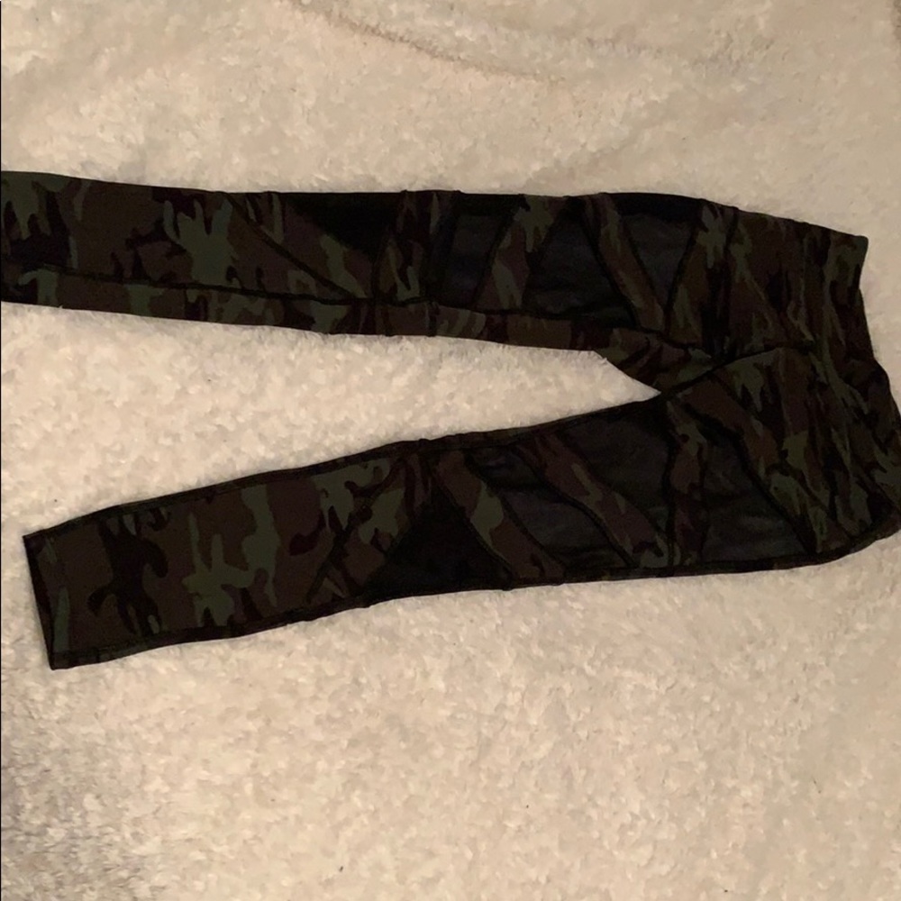 Jessica Simpson leggings